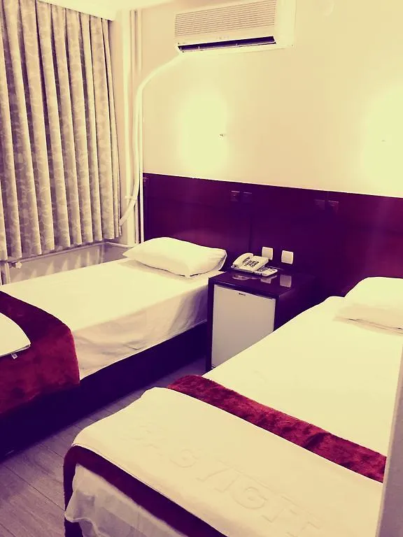 Cagyigit Hotel 伊斯坦布尔 0*,  土耳其